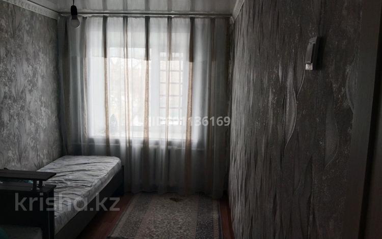 2-комнатная квартира, 44 м², 5/5 этаж, Ленина за 7.8 млн 〒 в Рудном — фото 2