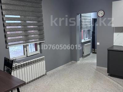 1-комнатная квартира · 55 м² · 1/2 этаж, Есенова за 215 000 〒 в Алматы, Жетысуский р-н