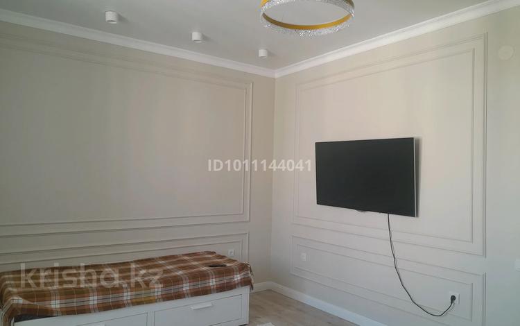 2-бөлмелі пәтер · 78 м² · 8/9 қабат, мкр Нурсая-3, Абулхайыр хана 74-5 — Султан-палас, бағасы: 47.6 млн ₸ в Атырау — фото 3
