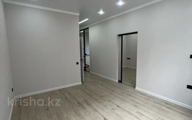 3-бөлмелі пәтер · 90 м² · 1/13 қабат, ул. Толе би 189/3блок1к6, бағасы: 60 млн ₸ в Алматы, Алмалинский р-н — фото 2
