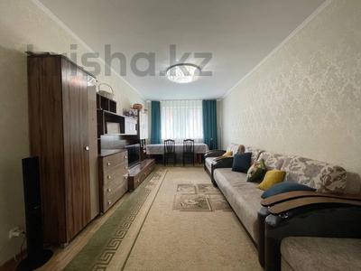 3-комнатная квартира · 93 м² · 3/9 этаж, Шакарима Кудайбердулы 5 за 35 млн ₸ в Астане, Алматы р-н