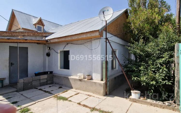 Отдельный дом · 6 комнат · 180 м² · 7 сот., Рысбекбатыра 28 за 10 млн ₸ в Каратау — фото 2