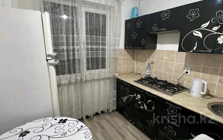 1-комнатная квартира · 33 м² · 4/5 этаж, мкр №1, Мкр №5 10 — Абая Алтынсарина за 24.5 млн 〒 в Алматы, Ауэзовский р-н — фото 3