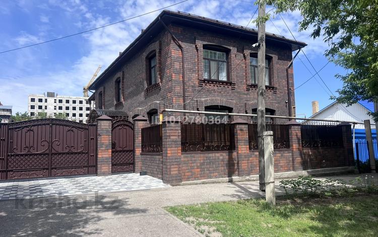 Отдельный дом · 5 комнат · 300 м² · 5 сот., Баймагамбетова 247 — Зелёный базар за 160 млн ₸ в Костанае — фото 2