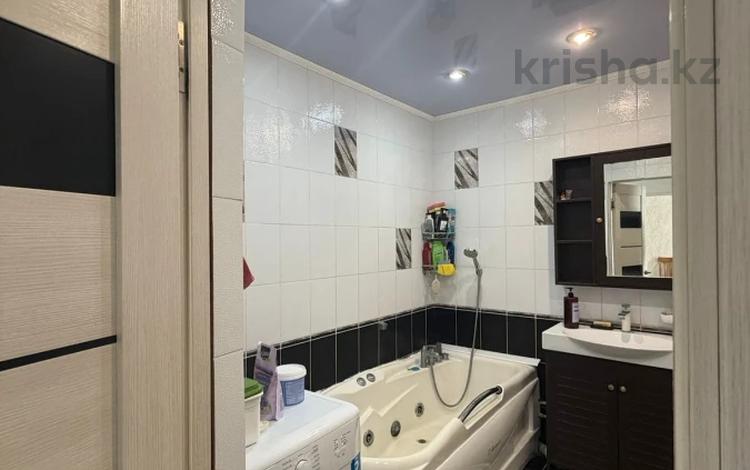 4-бөлмелі пәтер · 130 м² · 2/9 қабат, мкр. Алмагуль, аманшина 72, бағасы: 45 млн ₸ в Атырау — фото 2