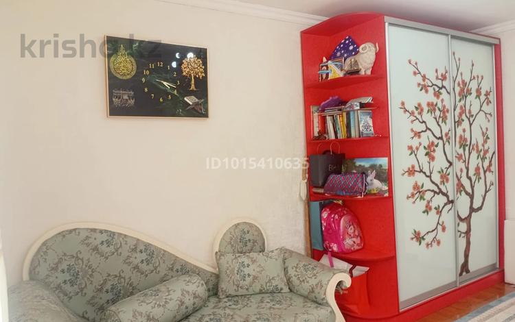 Отдельный дом · 3 комнаты · 140 м² · 8 сот., Казыбекби 100 — Возле магазина Рахат за 30 млн ₸ в Жалпаксае — фото 2