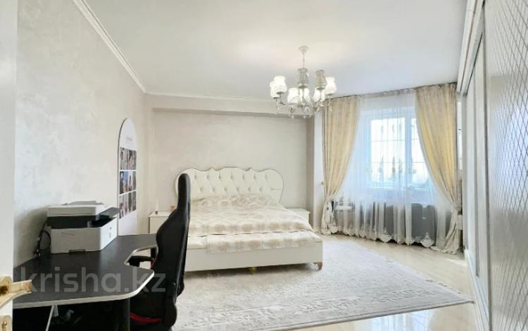 4-комнатная квартира · 108 м² · 10/12 этаж, Рыскулбекова 28/1 за 78 млн 〒 в Алматы, Бостандыкский р-н — фото 14