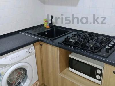 2-комнатная квартира · 60 м² · 5/5 этаж, Жансугурова 78 — Между улицами Абая и Акын сара, дом медцентра &quot;Жансая&quot; за 18 000 〒 в Талдыкоргане