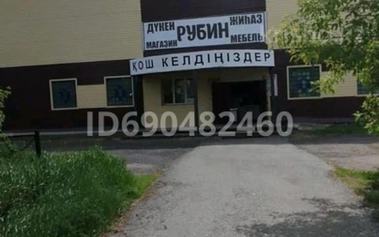 Еркін, дүкендер мен бутиктер, қоймалар, сұлулық салондары · 1035 м², бағасы: 60 млн ₸ в Булаеве — фото 37
