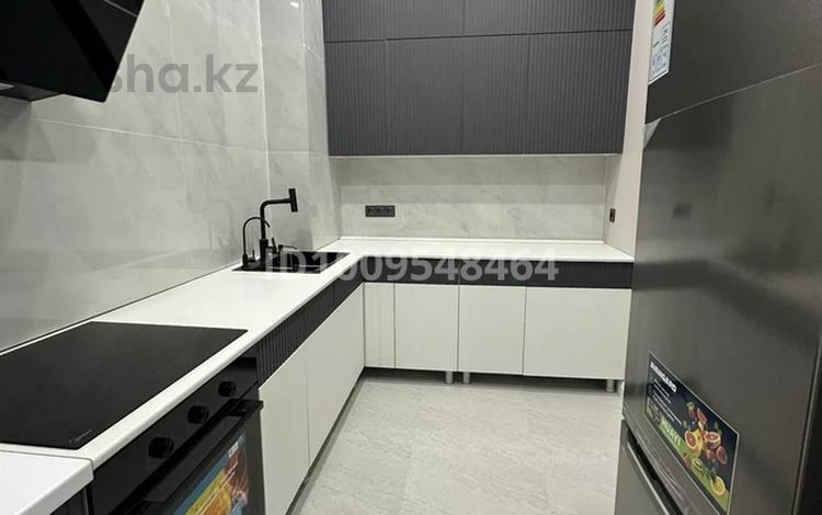 3-комнатная квартира · 102 м² · 4/8 этаж, Мәңгілік Ел 21 — Керей и Жанибек хандар за 650 000 ₸ в Астане, Есильский р-н — фото 2