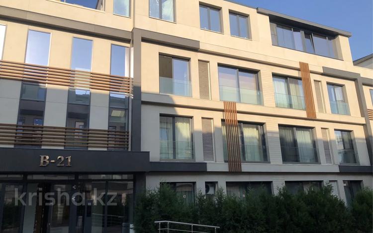 4-комнатная квартира · 258 м² · 3/3 этаж, Кажымукана 109 за 335 млн ₸ в Алматы, Медеуский р-н — фото 3
