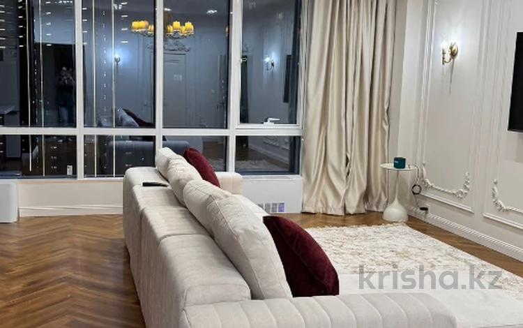 2-комнатная квартира · 86 м² · 14/33 этаж, Аль-фараби 15/1 за 1 млн ₸ в Алматы, Бостандыкский р-н — фото 17