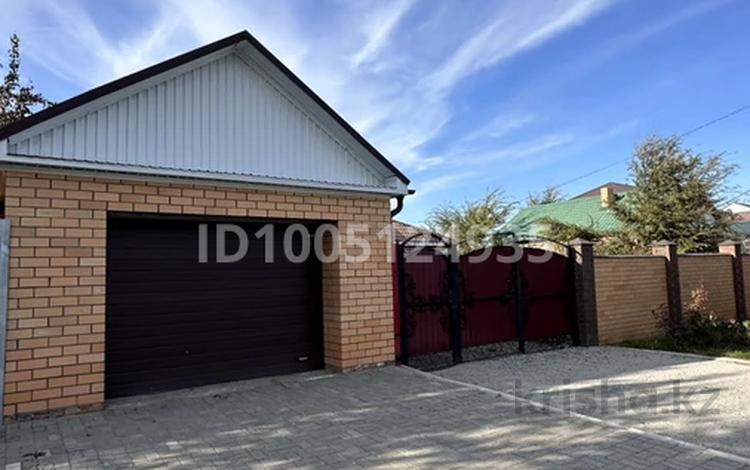 Отдельный дом · 3 комнаты · 100 м² · 10 сот., Цветочная 384 за 47 млн 〒 в Костанае — фото 15