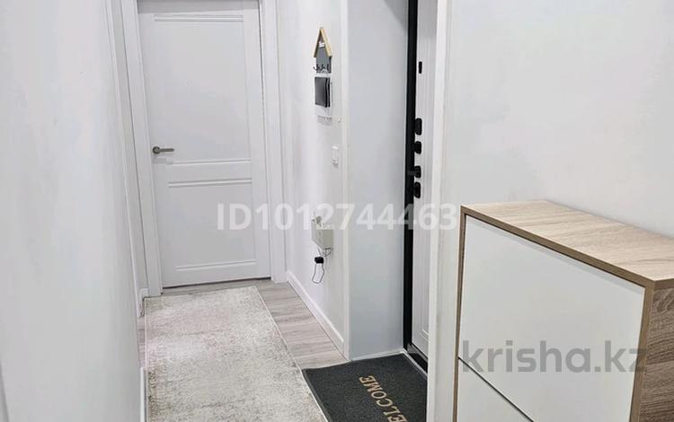 2-бөлмелі пәтер · 46 м² · 3/3 қабат, мкр Уркер, Сыпыра жырау 25, бағасы: 18 млн ₸ в Астане, Нура р-н — фото 2