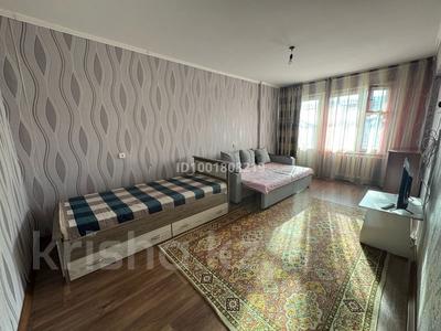 1-комнатная квартира · 50 м² · 4/5 этаж, Жастар 21/1 за 10 000 ₸ в Усть-Каменогорске, Ульбинский