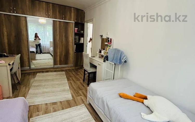 3-комнатная квартира · 61.1 м² · 2/4 этаж, мкр №12 3 за 41.5 млн ₸ в Алматы, Ауэзовский р-н — фото 9