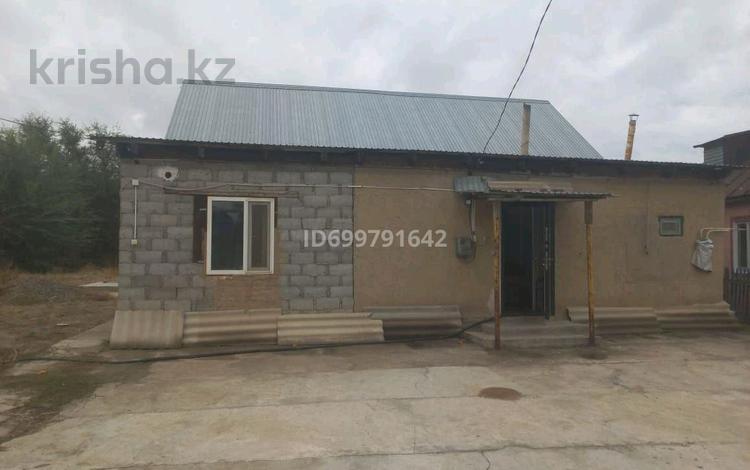 Отдельный дом · 3 комнаты · 108 м² · 13 сот., Муратбаева за 15 млн ₸ в Шу — фото 2