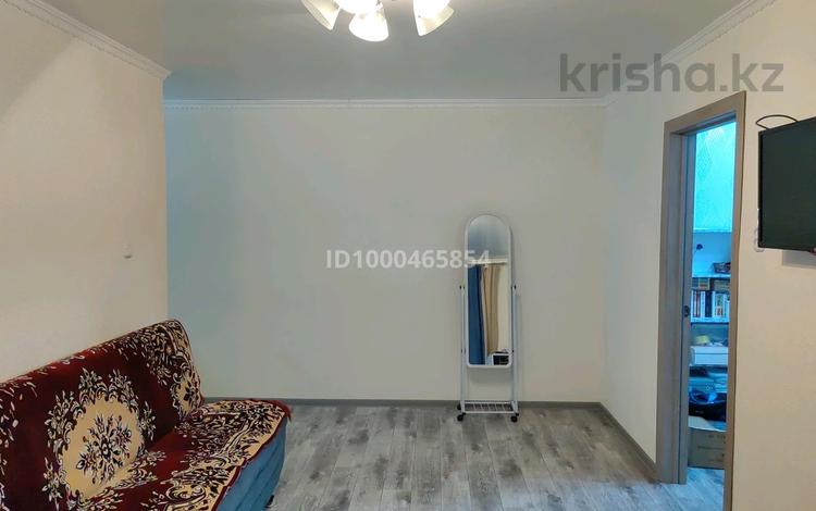 3-комнатная квартира · 47 м² · 5/5 этаж, 3-микрорайон 1-дом за 8.7 млн 〒 в Абае — фото 3