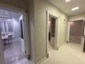 2-комнатная квартира · 64 м² · 3/9 этаж, мкр Нурсая, Таумуш Жумагалиев 15 за 17 600 〒 в Атырау — фото 19