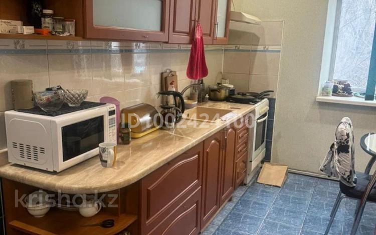 2-бөлмелі пәтер · 54 м² · 1/5 қабат, мкр Новый Город, Бухаржырау 13, бағасы: 180 000 〒 в Караганде, Казыбек би р-н — фото 2