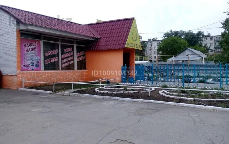 Свободное назначение, магазины и бутики, склады, общепит · 200 м² за 360 000 ₸ в Костанае, 9-й микрорайон — фото 5
