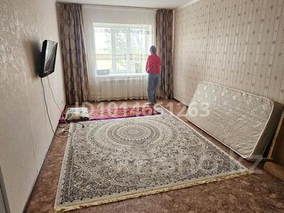 1-комнатная квартира · 49 м² · 1/9 этаж, мкр 4 16г за 13 млн ₸ в Актобе