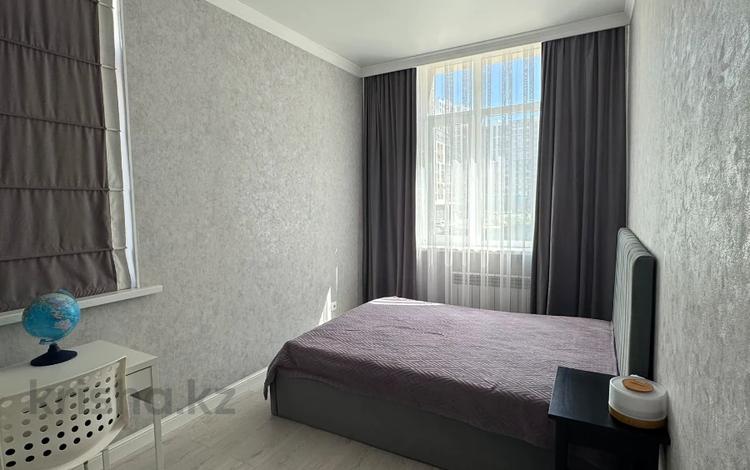 2-комнатная квартира · 60 м² · 2/17 этаж, Кайым Мухамедханов 12/3 за 40.5 млн ₸ в Астане, Нура р-н — фото 9