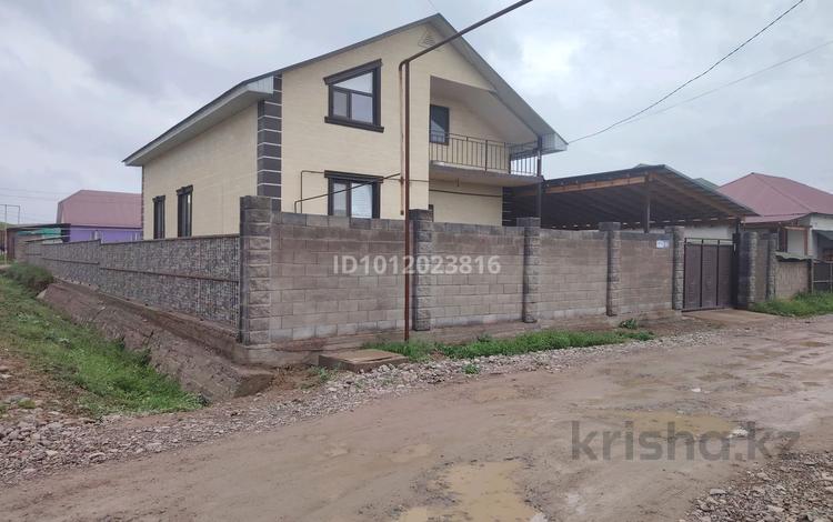 Отдельный дом · 6 комнат · 200 м² · 8.45 сот., ул. Темиржол 90 за 40 млн ₸ в Узынагаш — фото 2