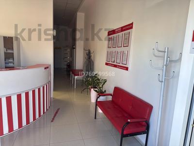 Медцентры и аптеки, кабинеты и рабочие места · 30 м² за 85 000 ₸ в Шымкенте, Абайский р-н