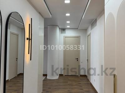 3-комнатная квартира · 120 м² · 8/16 этаж, 15-й мкр 69 за 60 млн 〒 в Актау