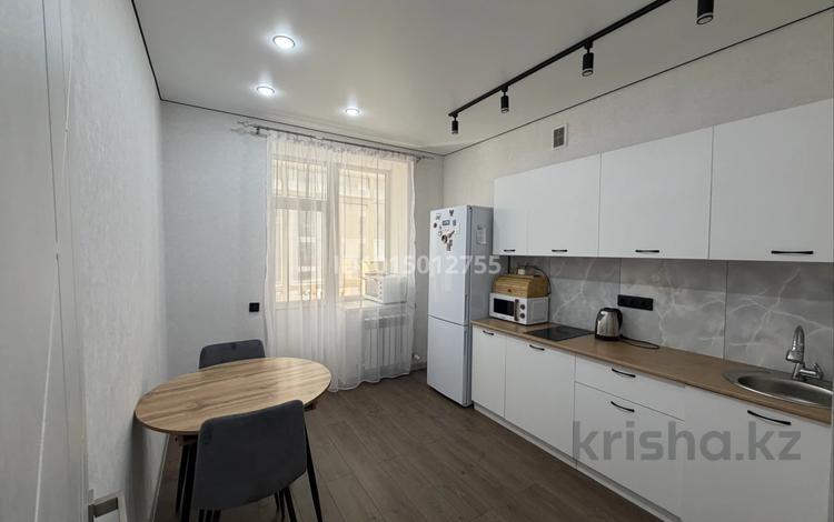 1-бөлмелі пәтер · 38 м² · 10/12 қабат, Ахмет Байтурсынулы 18, бағасы: 29.2 млн ₸ в Астане, Алматы р-н — фото 2