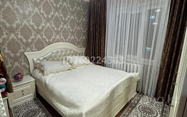 3-бөлмелі пәтер · 64 м² · 5/5 қабат, Алатау 16 — Сзади “FIRKAN ALATAU”, бағасы: 18 млн ₸ в Таразе — фото 2
