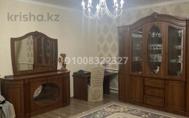 Жеке үй · 4 бөлме · 200 м² · 10 жүзд., Түркістан 6/12 — Орталық көшеде мешіттің жанында жол бойы , Аптека 888, бағасы: 20 млн ₸ в Кызылтобе — фото 2