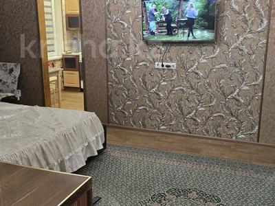 1-комнатная квартира · 45 м² · 3/5 этаж, 12-й мкр 3 — ТД Мечта, ТРК Актау за 10 000 〒