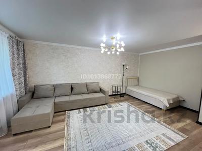 1-комнатная квартира · 31 м² · 2/5 этаж, мкр Новый Город, Назарбаева 74 за 14.2 млн ₸ в Караганде, Казыбек би р-н