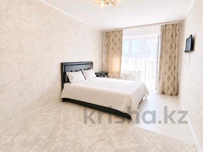 1-комнатная квартира · 50 м² · 6/10 этаж, Мкр. Кунаева 60 за 10 000 ₸ в Уральске, мкр Школьник