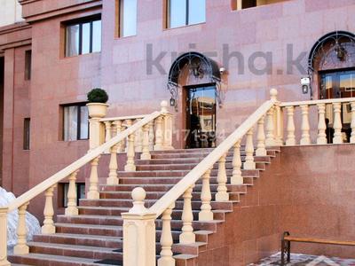 Продажа квартир в Астане: 2-комнатная квартира · 70 м² · 8/13 этаж, Кошкарбаева — Кошкарбаева-Кудайбердыулы за 30 млн 〒 2-комнатная квартира · 70 м² · 8/13 этаж, Кошкарбаева — Кошкарбаева-Кудайбердыулы за 30 млн 〒 в Астане, Алматы р-н