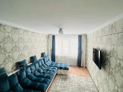 4-комнатная квартира, 83 м², 3/5 этаж, Машиностроителей 4 — Арматурный за 24.5 млн 〒 в Усть-Каменогорске