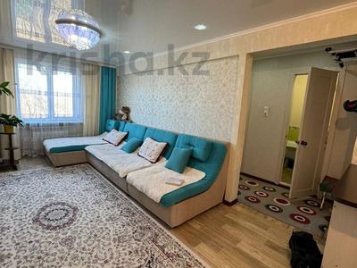 4-комнатная квартира, 85 м², 5/5 этаж, Утепова 13 за 33 млн 〒 в Усть-Каменогорске