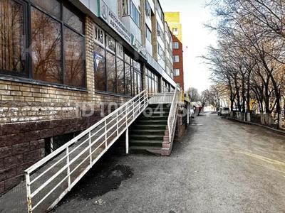 Свободное назначение, офисы, магазины и бутики, склады, общепит, салоны красоты, медцентры и аптеки, образование · 300 м² за 210 млн 〒 в Астане, Алматы р-н