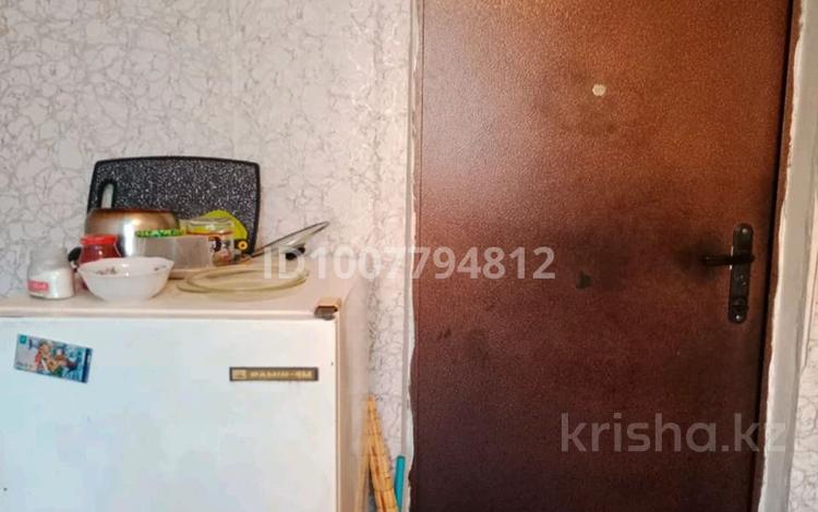 1-комнатная квартира · 13 м² · 4/5 этаж, Первомайская 24 — Ауэзова за 4 млн ₸ в Семее — фото 2