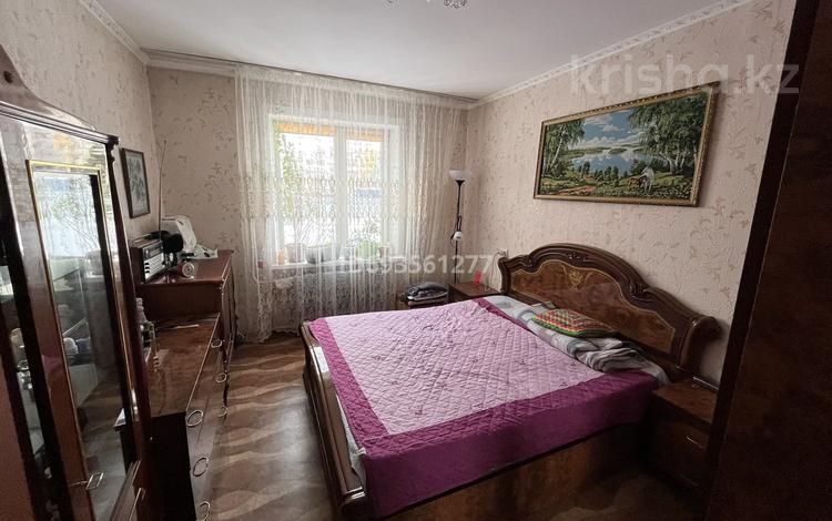 2-комнатная квартира, 50 м², 1/9 этаж, Шухова за 19 млн 〒 в Петропавловске — фото 2