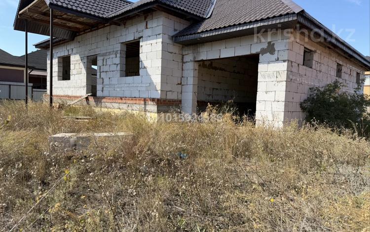 Отдельный дом · 4 комнаты · 200 м² · 10 сот., мкр Юго-Восток — 2-я улица за 57 млн ₸ в Караганде, Казыбек би р-н — фото 2