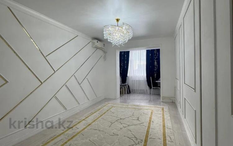 3-комнатная квартира · 70 м² · 5/5 этаж, 27-й мкр 53 за 14.9 млн ₸ в Актау — фото 2