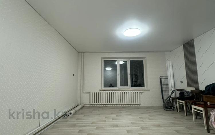 3-бөлмелі пәтер · 66.2 м² · 1/9 қабат, Каржаубайулы 259, бағасы: 22 млн ₸ в Семее — фото 2
