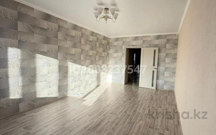 3-комнатная квартира · 110 м² · 1/9 этаж, 8-й микрорайон, 8 мкрн 22 за 55 млн 〒 в Костанае — фото 2