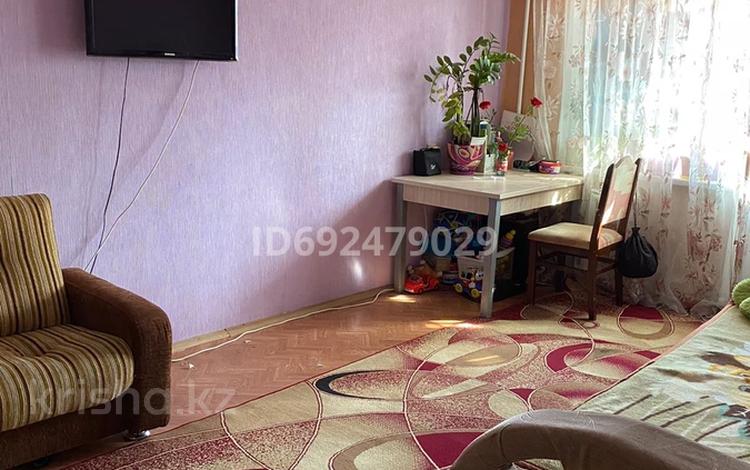 2-комнатная квартира, 43 м², 4/5 этаж, толебаева 102 за 14.5 млн 〒 в Талдыкоргане — фото 19