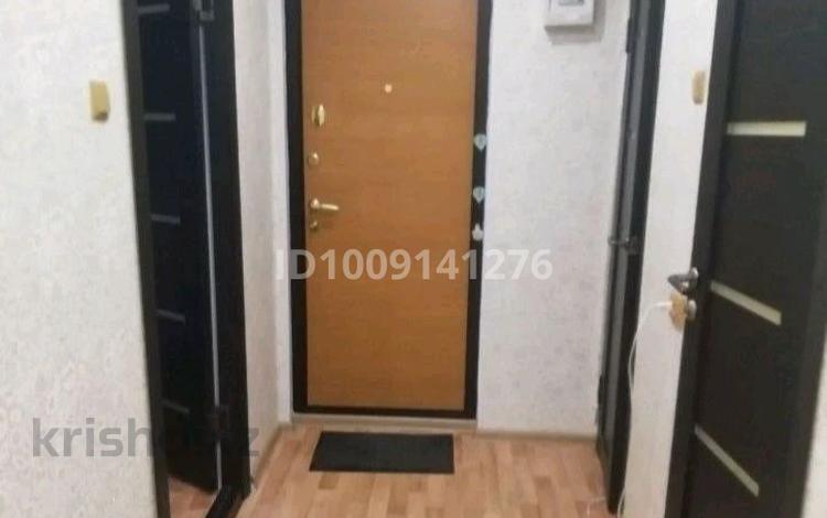 1-бөлмелі пәтер · 35 м² · 1/5 қабат, мкр 8 308, бағасы: 8 000 ₸ в Актобе — фото 2