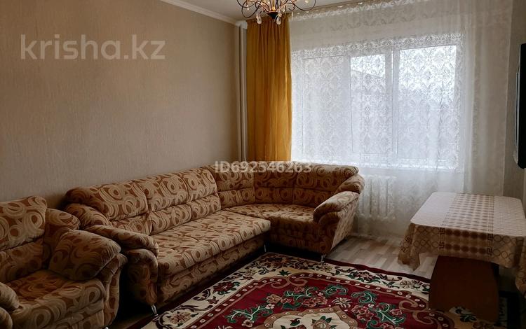 2-комнатная квартира, 52 м², 4/9 этаж помесячно, мкр Аксай-3 27 за 250 000 〒 в Алматы, Ауэзовский р-н — фото 4
