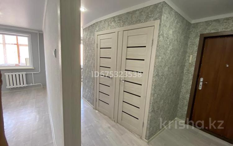 2-комнатная квартира, 44.5 м², 4/5 этаж, Назарбаева 270 за 15.5 млн 〒 в Петропавловске — фото 2